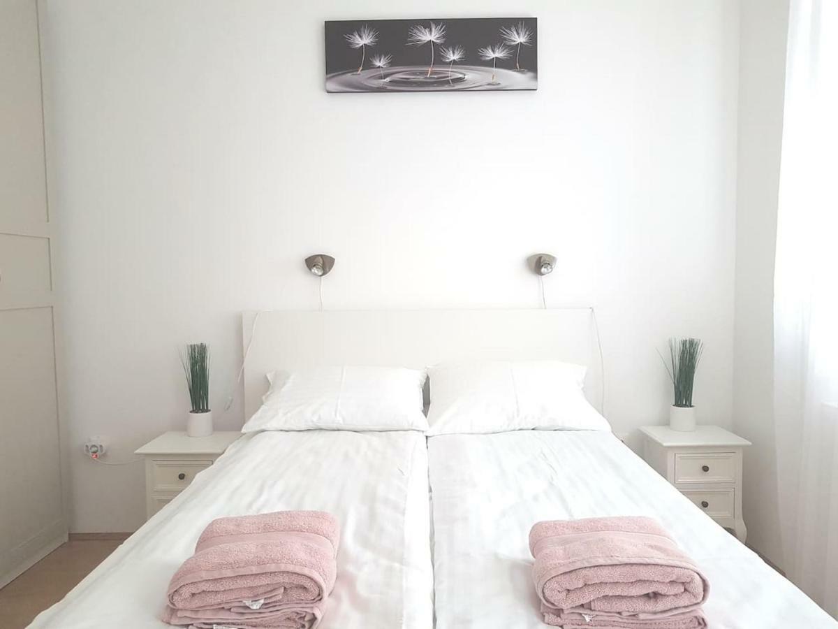 Koezponthoz Koezeli - Cool Tettye Apartman Pécs Esterno foto